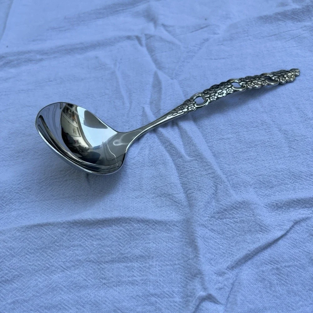 Oneida viola silverware
